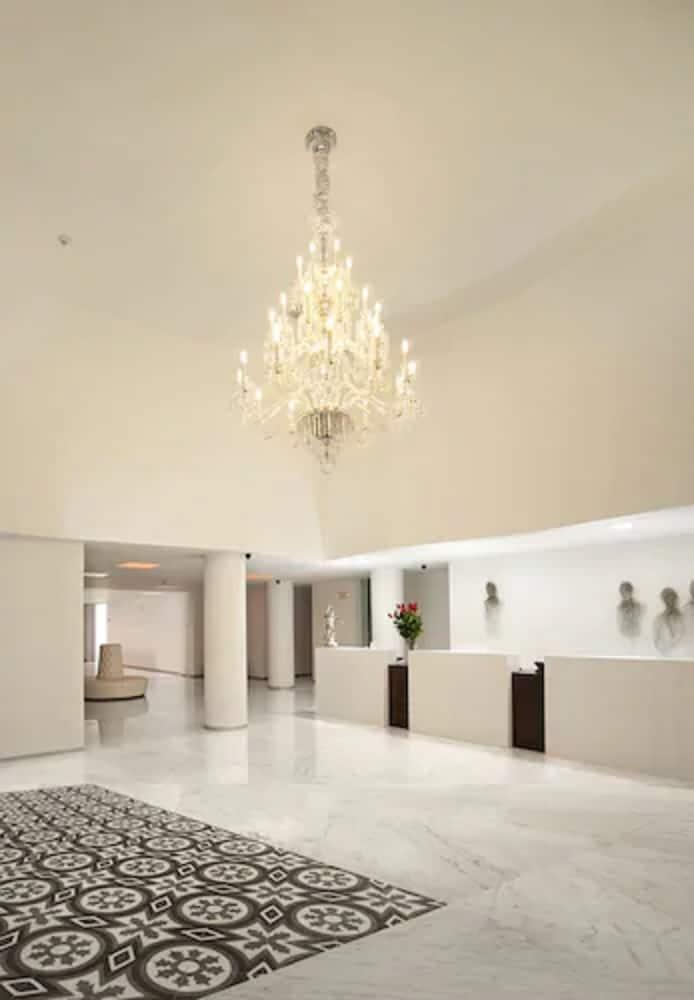 Nm Hotel